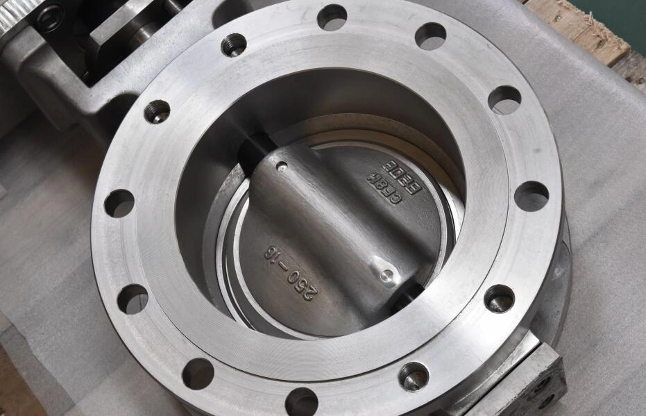 What is a valve, and what are the classifications of valves?